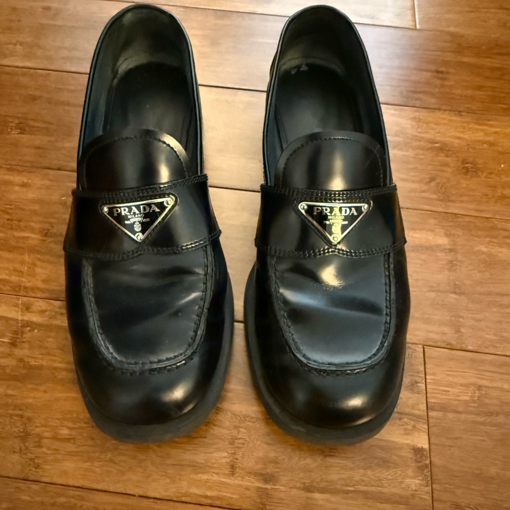 Prada Women’s Black Leather Shoes